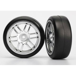 Traxxas 7376A Reifen auf Felgen montiert